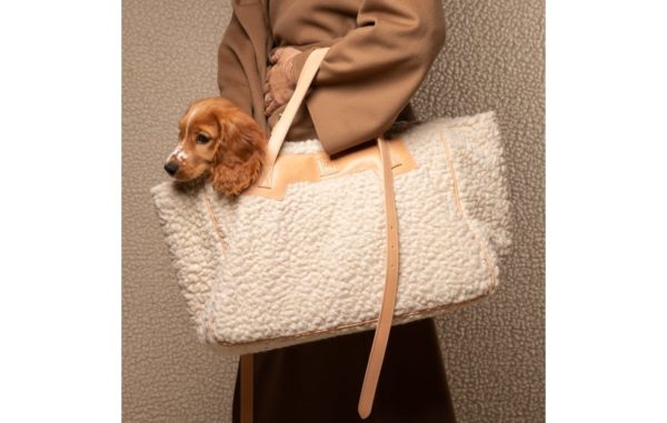 margaret sac de voyage , transport design et luxe pour chien duepuntotto